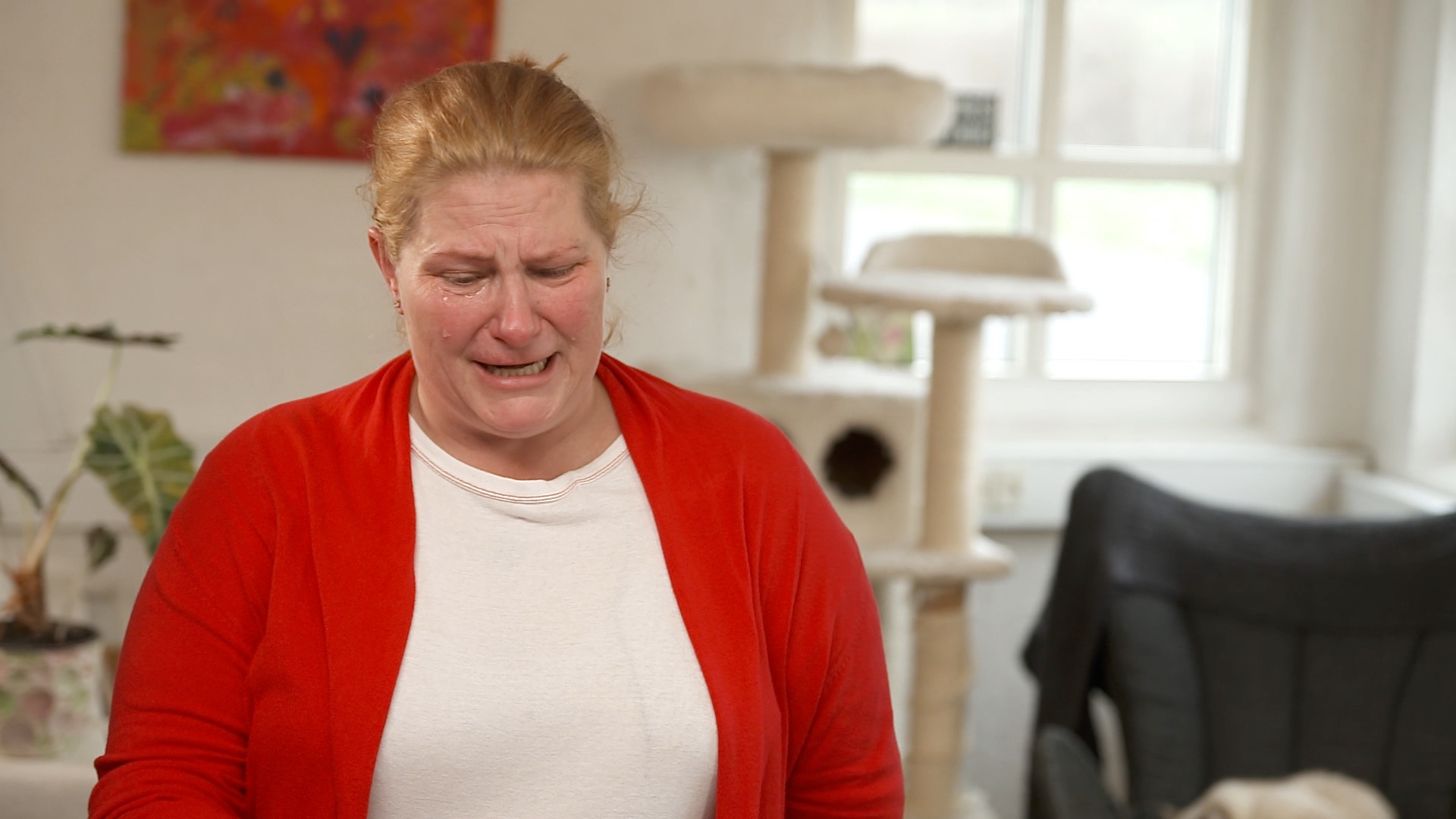 Drama i Luksusfælden: “Gå væk, ellers slår jeg dig”