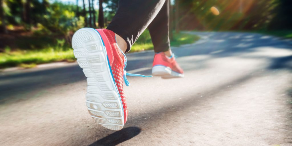 Vil holde de ansatte sunde: Her får du bonus af ledelsen, hvis du løber kort tur hver dag