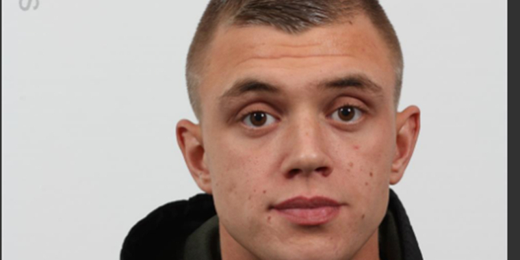 Politiet leder efter 21-årige Lucas: Efterlyst for drabsforsøg