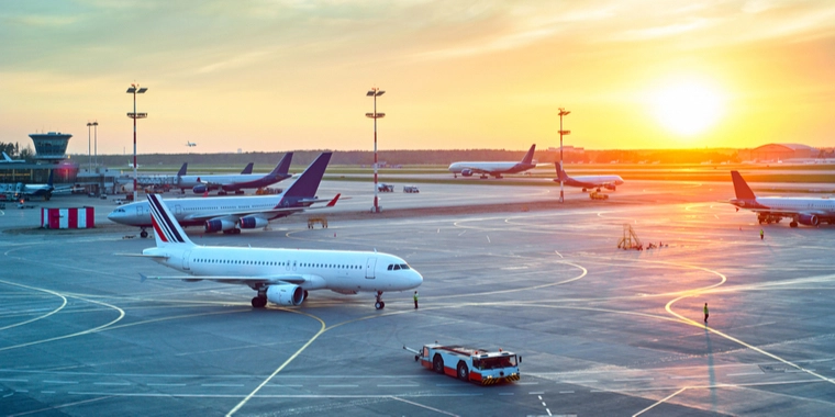 Medie erfarer: Nu bliver det endnu dyrere at flyve på ferie