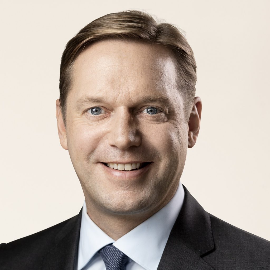 Venstreprofilen Marcus Knuth skifter parti