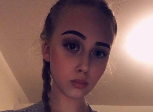 14-årige Mathilde steg ind i sort Mercedes: Siden har familien intet hørt
