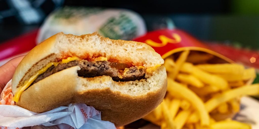Tidligere McDonald’s-ansat afslører: Denne løgn fortæller personalet altid kunderne