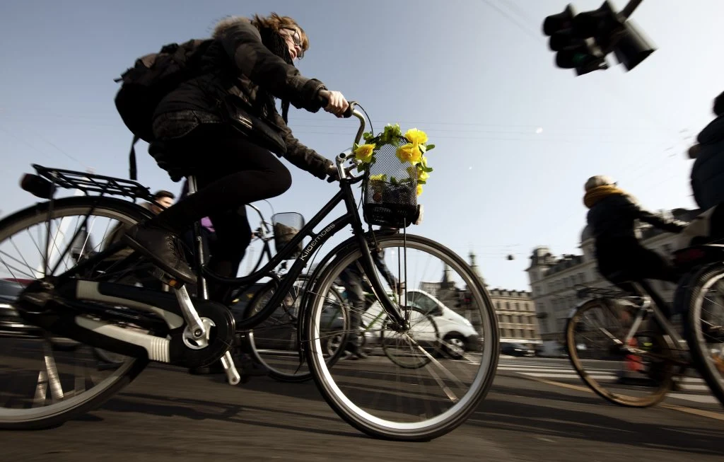 Politiet advarer trafikanter: respekter rødt lys, vær opmærksom og forvent ekstra ventetid