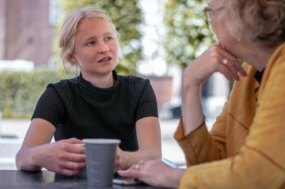 Nyt mentortilbud til sårbare unge kvinder i Viborg