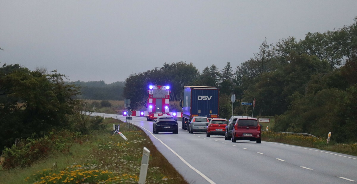 Motorcyklist dræbt i voldsom ulykke