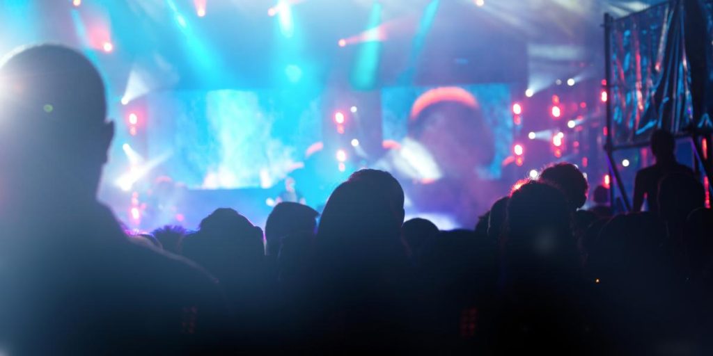 Kvinde død efter natklub-skyderi