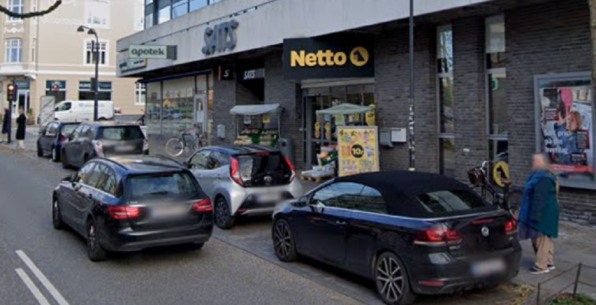 Drama i Netto: Kunde skubbede 24-årig ansat i brystet
