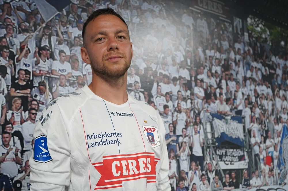 Patrick Olsen skifter til AGF