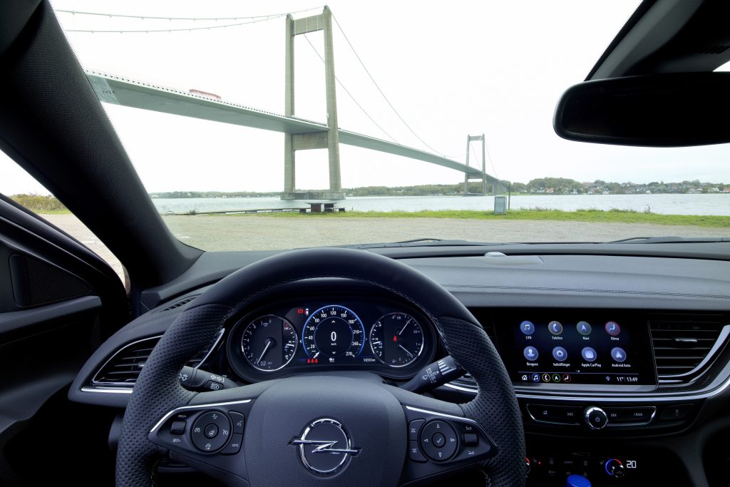 Enklere opdatering af navigation til Opel Insignia