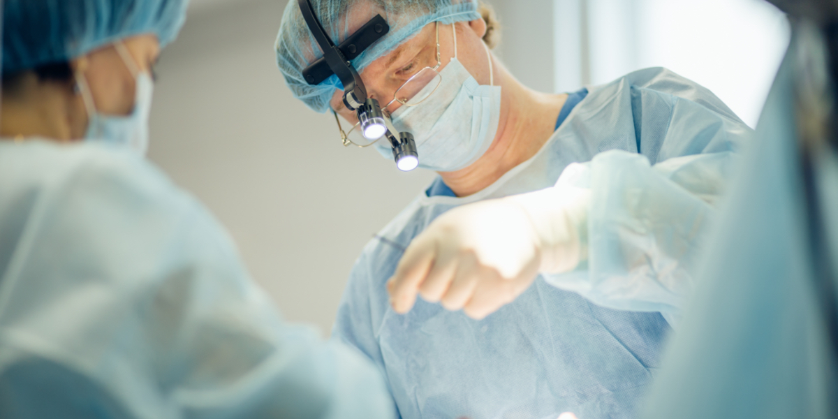 53-årig forstoppet kvinde havde store smerter: Hvad lægerne fjernede, chokerede dem alle