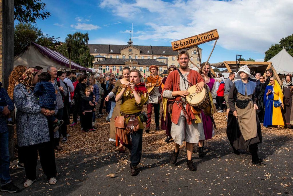 Stor lokal festival smykker sig i fremtiden med byens navn