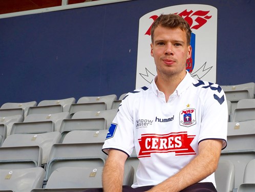 Officielt: AGF henter midtbanespiller hos rival