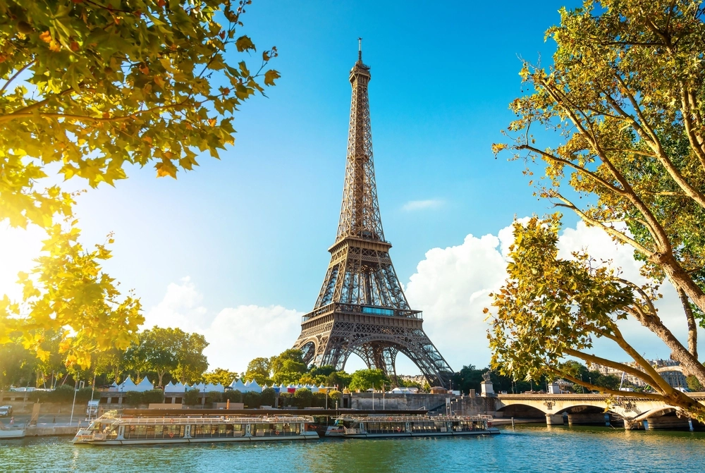 Drop din rejse til Paris og Santorini til sommer: Disse mindre kendte steder er bedre
