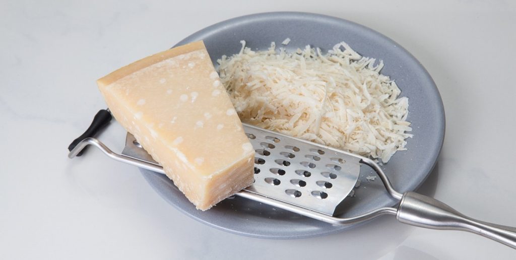 Chokerende viden om parmesan ryster mange: De færreste ved det