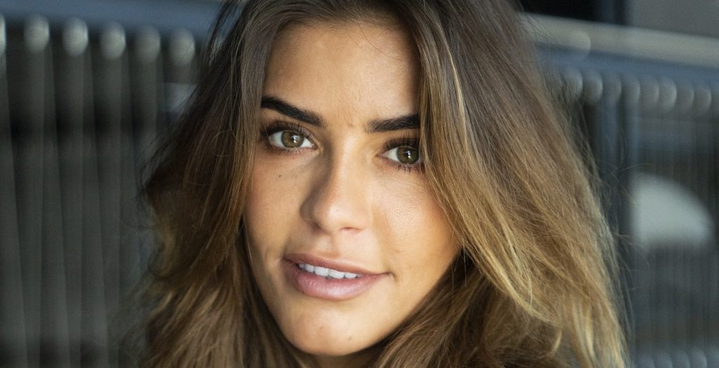 Philine Roepstorff gør det igen: ‘Lufter’ brysterne