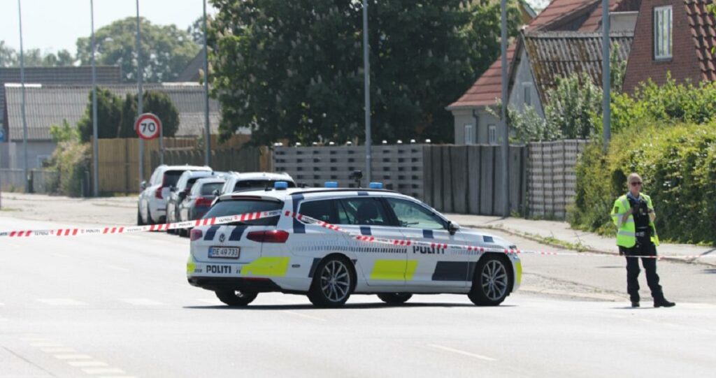 Dreng død efter knivstik: Nu sigtes 15-årig dreng for medvirken til drab