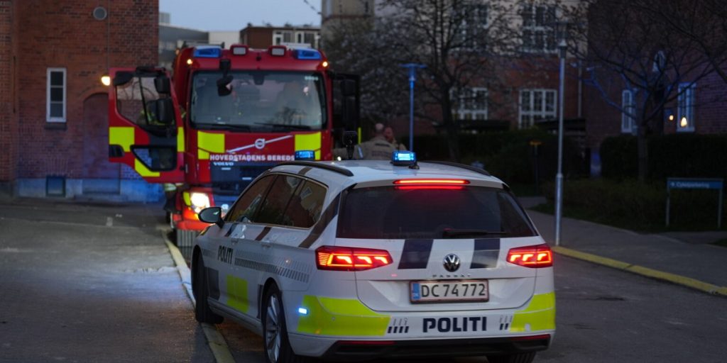 Stor udrykning: Skole evakueret