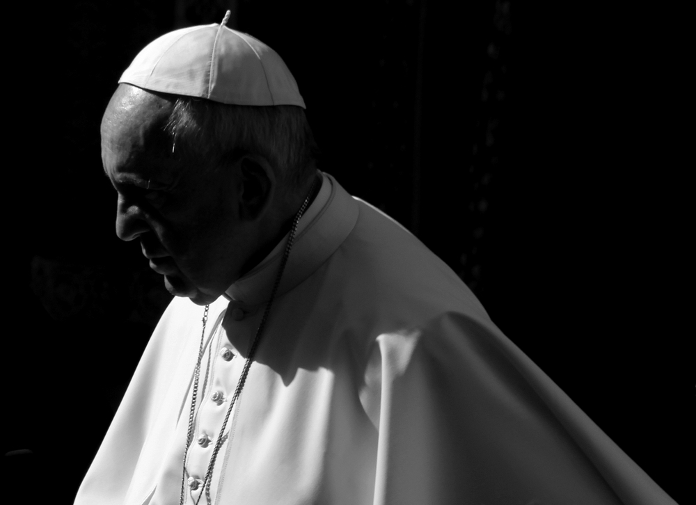En religiøs leder i moderne tid: Hvem er paven, og hvad laver han egentlig?