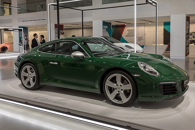 Direktør i Nordjylland gav ansatte en tur i sin Porsche: Det kostede ham en fængselsstraf og flere millioner