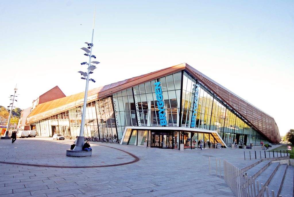 Bryggen fyldes med (u-)hygge til Halloween
