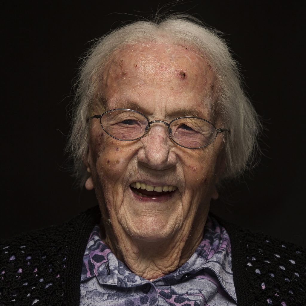 Halvtreds +100-årige rykker ind på rådhuset