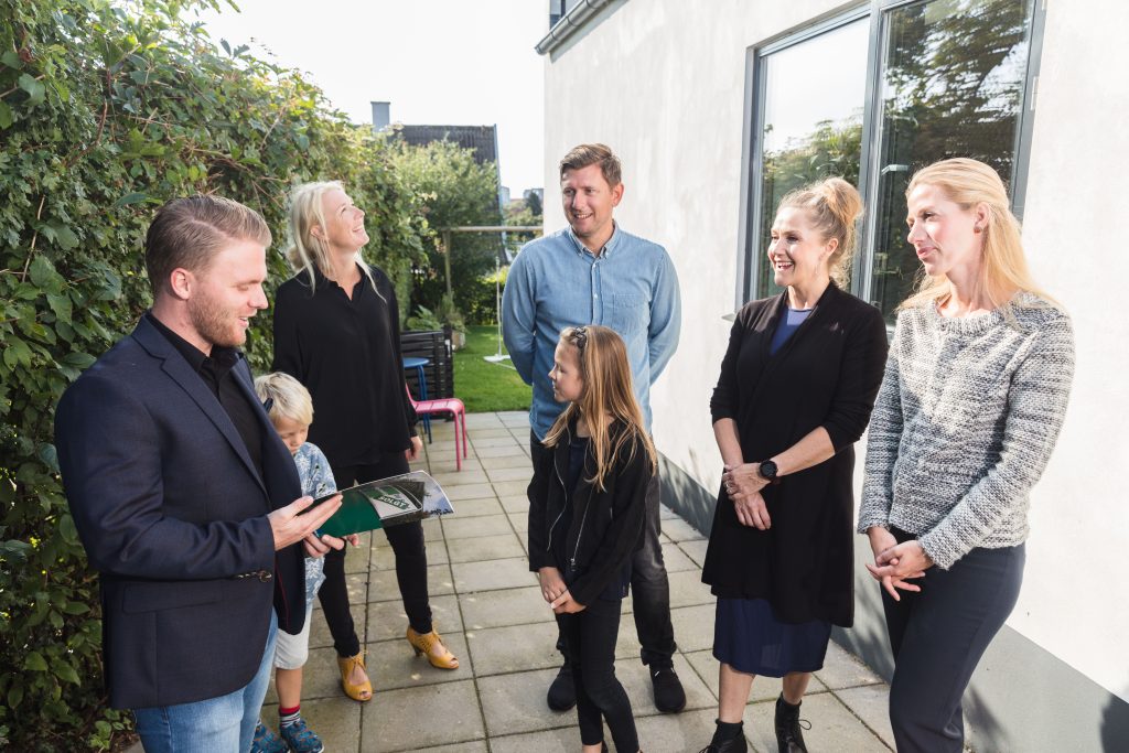 Fire ud af fem prutter om boligprisen