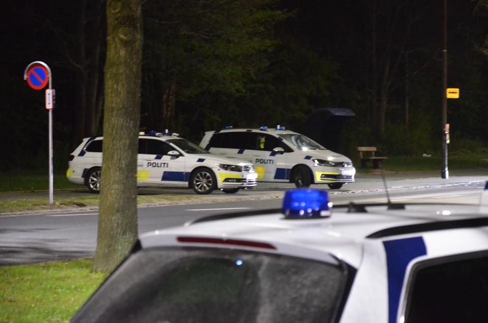 8-årig dansk dreng var på vej i skole: Nu bliver han hyldet af politiet