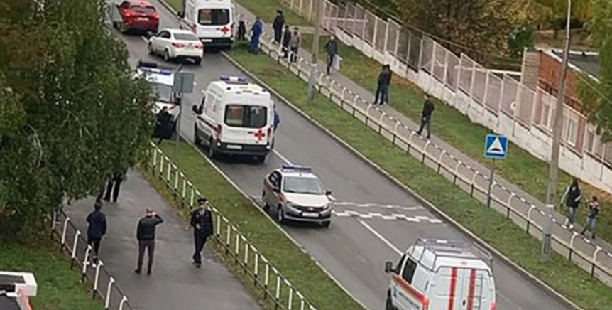 7 børn blandt 13 dræbte i masseskyderi på russisk skole