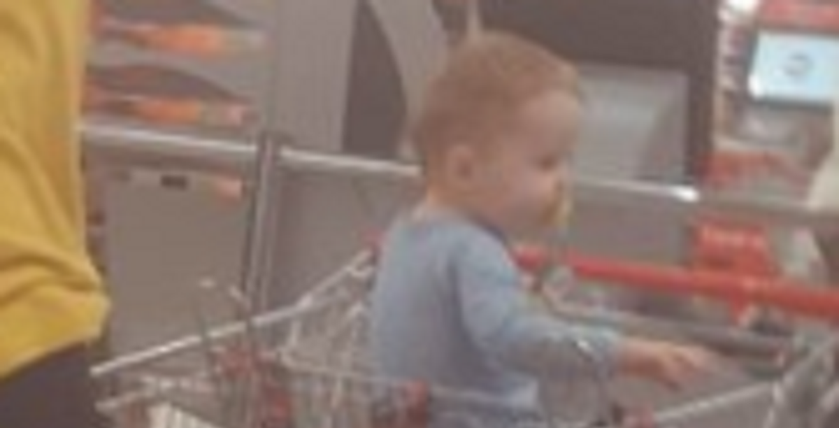 Mand handlede ind med sine børn: Pludselig tog indkøbsturen en uventet drejning