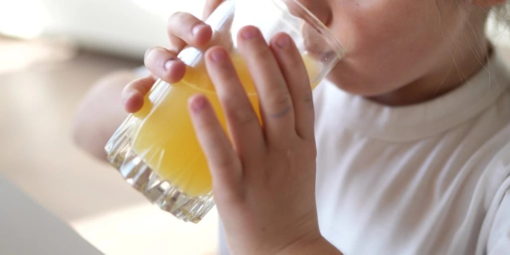 Saft solgt i hele landet tilbagekaldes: Drik den ikke!