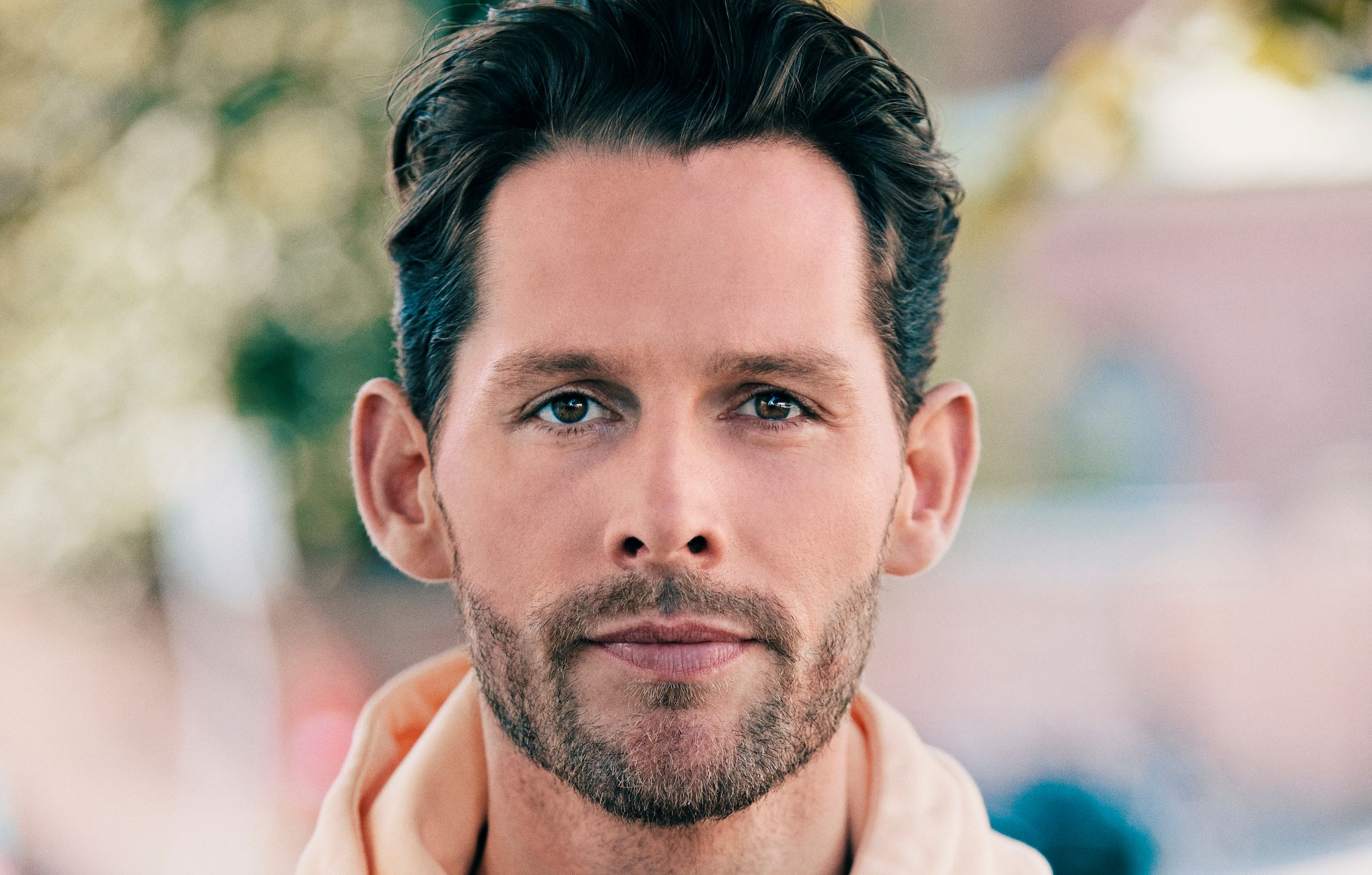 Lykkelig Rasmus Seebach: Deler stor nyhed