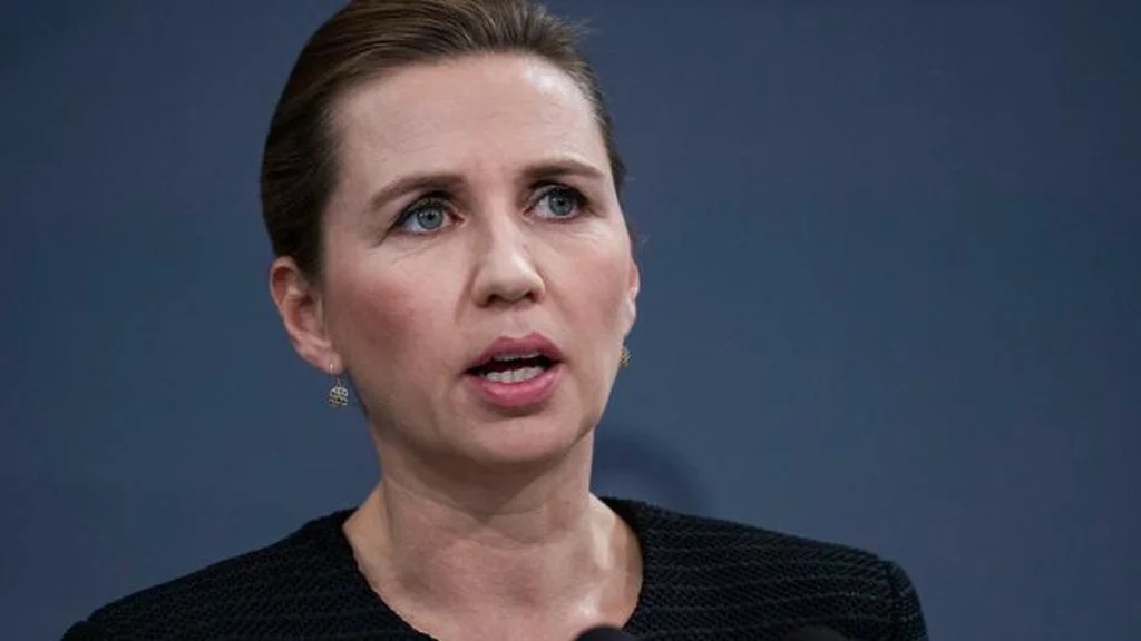 Mette Frederiksen advarede mod at gøre dette: Nu har hun alligevel selv gjort det