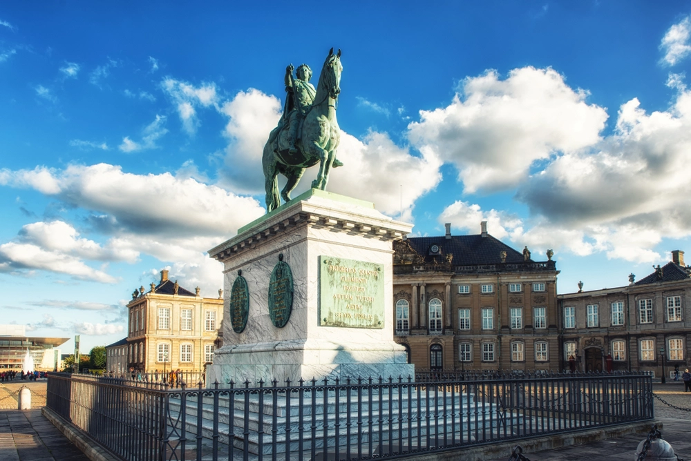 Til ære for dronningen: Her vil de opføre en statue