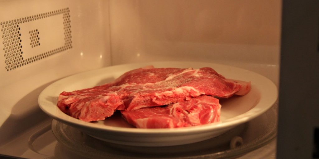 George laver bøf i mikroovn: Når du hører hvorfor, vil du gøre det samme