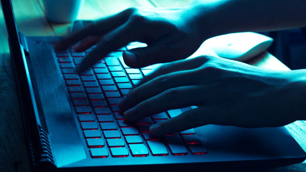 Vejles folkeskoler angrebet af hacker: Tiltvang sig adgang til elevers personlige oplysninger