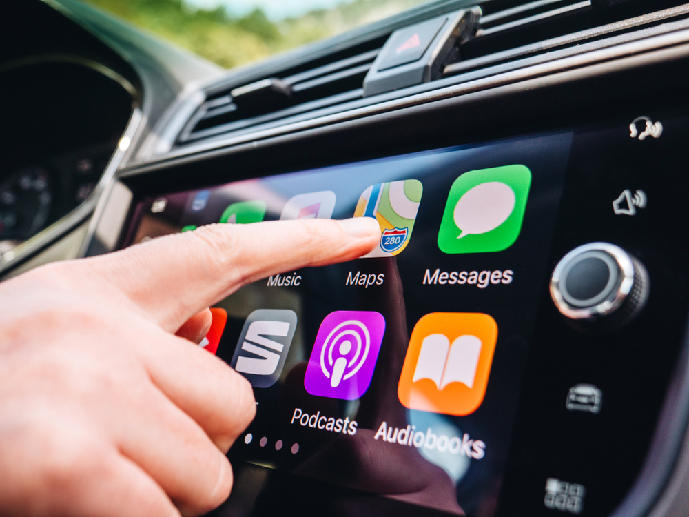 Nyhed til alle med CarPlay: Nu kan du snart streame film og serier i bilen