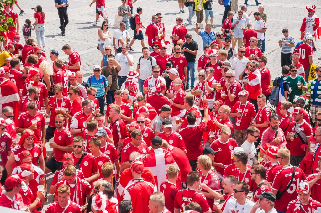 Danske ølkastere skal betale bøde til FIFA