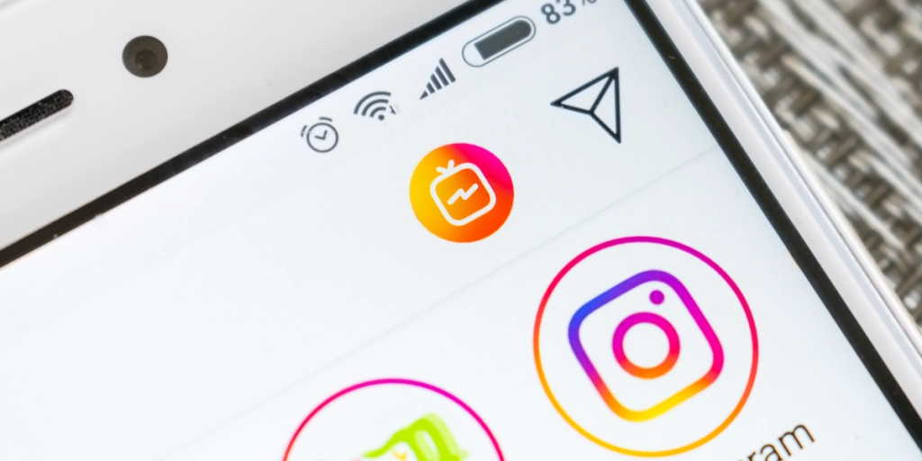Slår hårdt ned på Facebook, Instagram, YouTube mm.: Nu er det nok