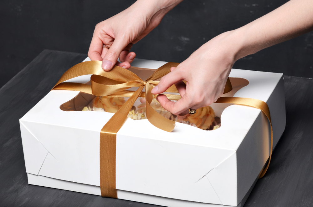 Emily bagte en kage for at få et job: Så stak det helt af