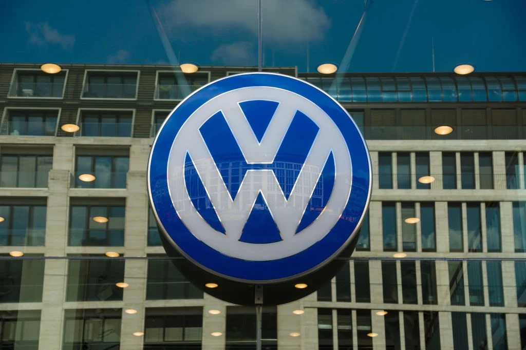 Volkswagen og Rivian i milliardpartnerskab: Vil udfordre Tesla