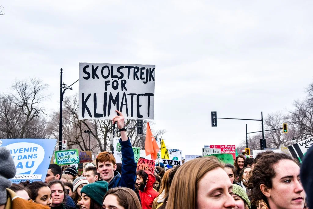17-årig klimaaktivist fra Viborg diskuterer med næstformanden for Europa-Kommissionen i en førerløs bus i Belgien