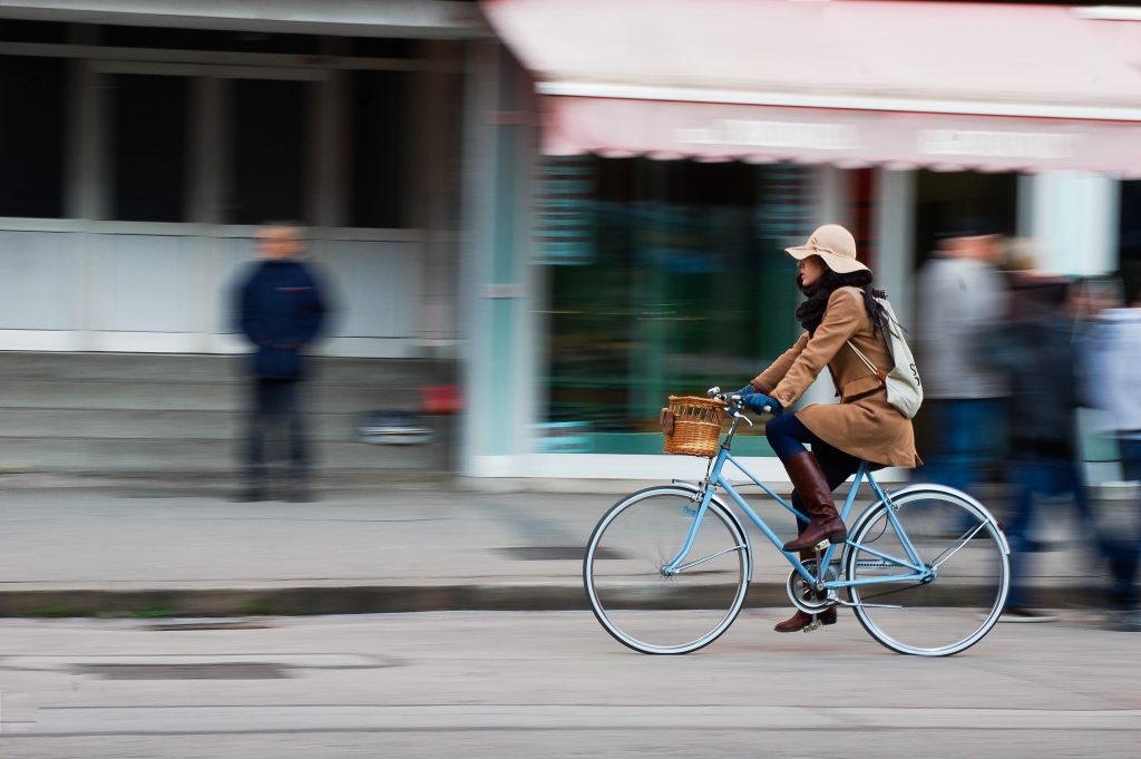 Fra nu af svinger cyklisterne til højre for rødt ved to af Vejles lyskryds