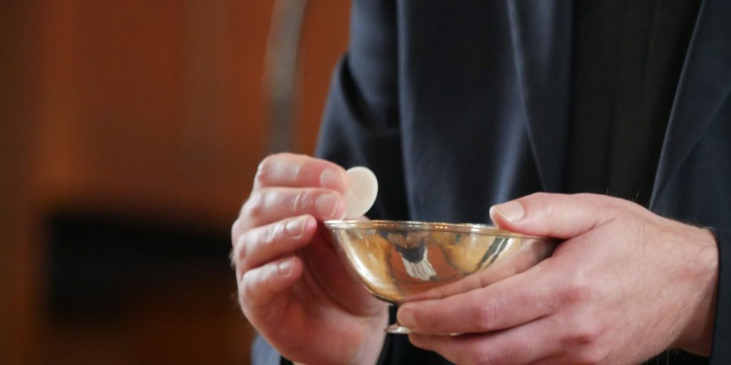 Alarmerende nye tal fra den danske folkekirke: Så mange ansatte har oplevet seksuel tvang