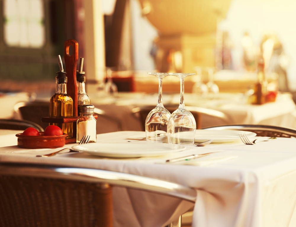 Mand skred fra dyr regning på 3.974 kroner efter nytårsmiddag på restaurant