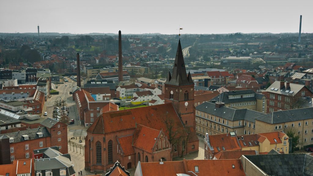 Kolding Kommune nedlægger 141 stillinger