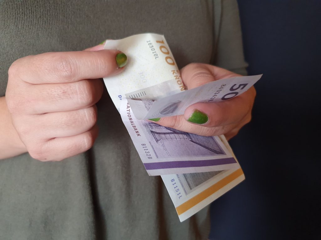 Fyringsrunde: 75 procent af de ansatte ryger