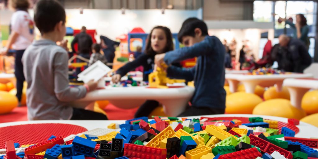 LEGO afslører massivt ‘kunstværk’