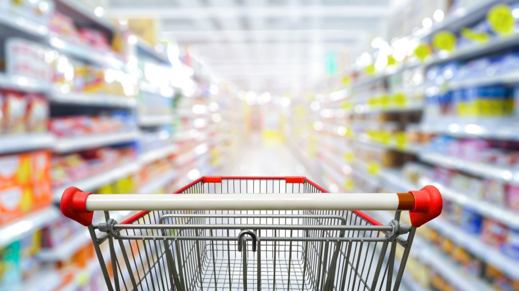 Nu bliver det billigere: Butikskæde sænker priserne på 4.000 varer markant