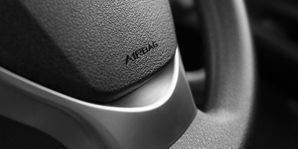 Stopper al salg: Bilgigant fanget i alvorlig airbag-svindel